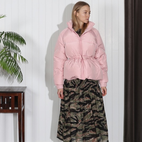 Sakura pink puffy coat - Picture 1 of 9